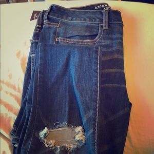 American Eagle Low-Rise jegging jeans.